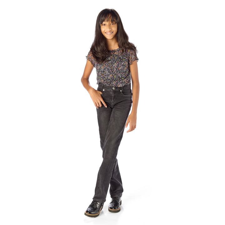 Tall Thin Girl Wearing Slim-Fit Extra Long Tall Black Jeans / Pants for Peanuts
